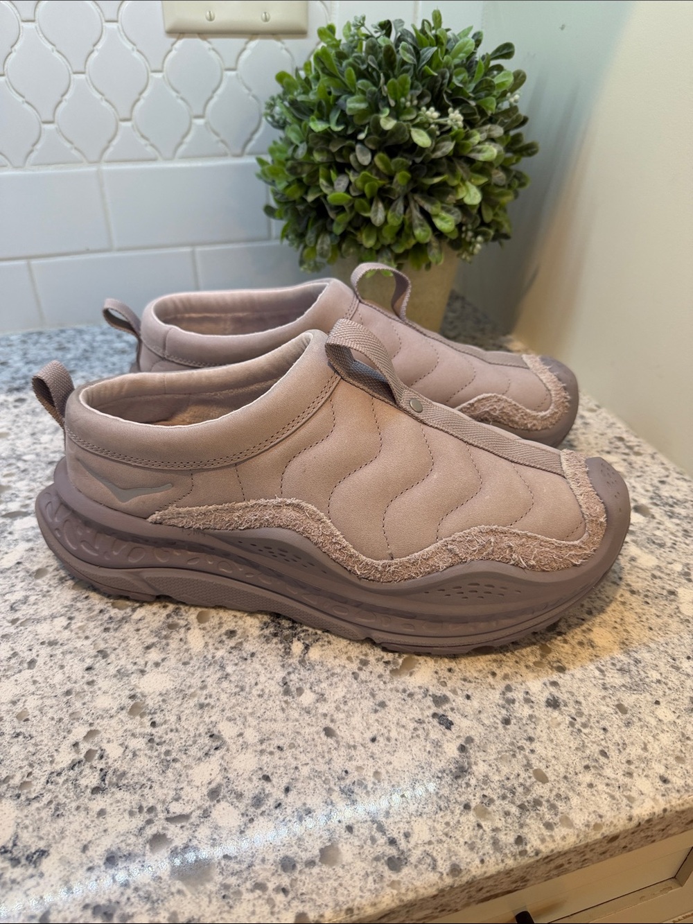 HOKA One One Ora Primo in LavenderUnisex Women's 11-5 Men's 10.5